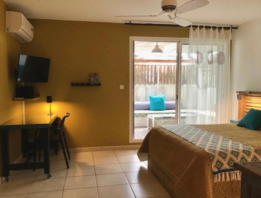 Studio Bleu Corail Apartment ลาซาลีน เลอแบ็ง ภายนอก รูปภาพ